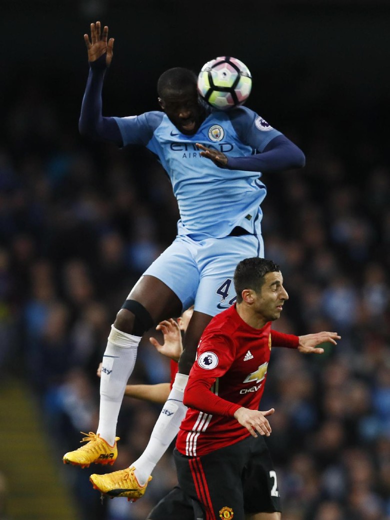 Yaya Toure Semoga MU Main Lebih Menyerang Musim Depan