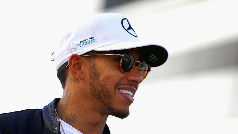Hamilton Sudah Lebih Paham Masalah di Mobilnya Hamilton Sudah Lebih Paham Masalah di Mobilnya