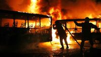 Pembakaran Bus dan Penjarahan Melanda Brasil