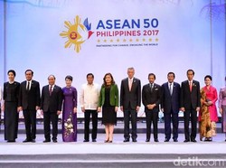 Jokowi Bahas Isu Korea Utara dan Laut China Selatan di KTT ASEAN