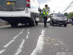 Warga Puncak Berdoa Bersama di Lokasi Kecelakaan Beruntun