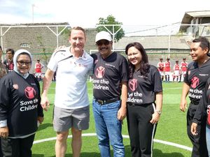 Saat Djarot Goda Legend Arsenal dengan Bahasa Jawa: Mrene Ray
