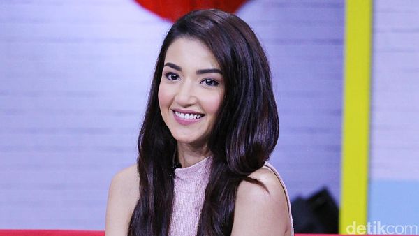 The Real Mahmud, Tsania Marwa