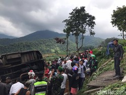 Kondektur Bus Sempat Teriak Rem Blong Sebelum Kecelakaan di Puncak