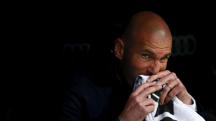 Puja-Puji Dybala untuk Zidane