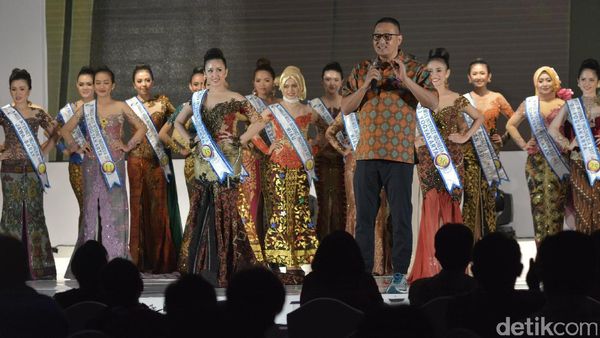 Malam Penobatan Miss Internet Indonesia 2017