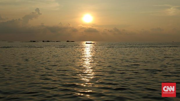 Sunset di Pelabuhan Karimunjawa