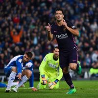 Suarez Dua Gol,    Barcelona Atasi Espanyol 3-0