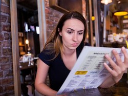 Tak Istimewa, 8 Makanan Ini Dijual Lebih Mahal di Restoran (2)