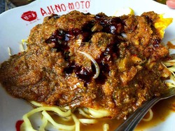 Kalau ke Bogor, Jangan Lupa Cicip Soto Kuning hingga Cungkring di Tempat Ini