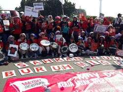 Massa Aksi May Day Mulai Padati Patung Kuda