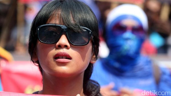 Begini Gaya Buruh Perempuan di Aksi May Day