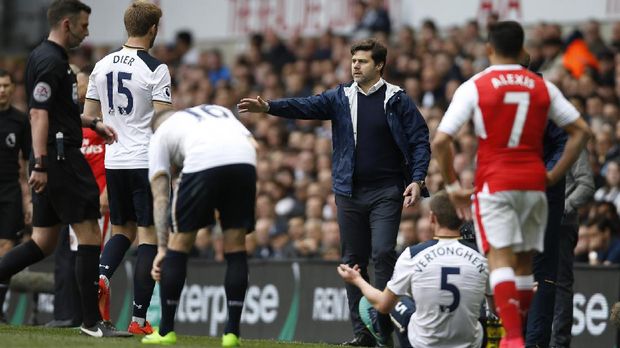 Mauricio Pochettino dianggap sebagai sosok paling pantas gantikan Arsene Wenger.