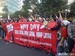 Buruh Tak Ingin Ada PHK Karena Robotisasi