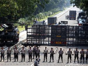 Polisi Siapkan 9.000 Personel Amankan Aksi Mahasiswa di Depan Istana