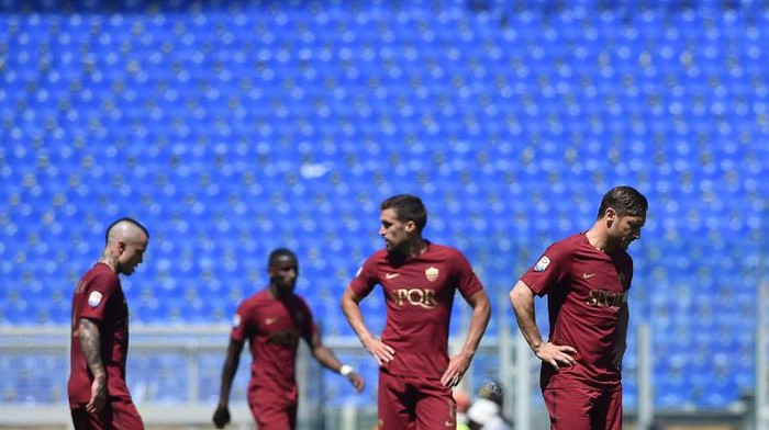 Roma Kalah karena Main Buruk