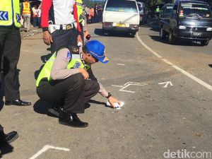 Tim Korlantas Polri Ikut Olah TKP Lokasi Kecelakaan Maut Ciloto