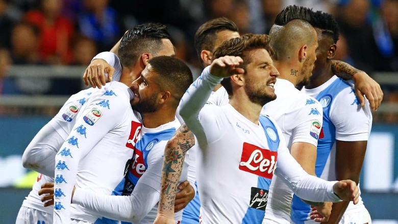 Kemenangan Tipis Napoli di Meazza Sudah Puaskan Sarri Kemenangan Tipis Napoli di Meazza Sudah Puaskan Sarri