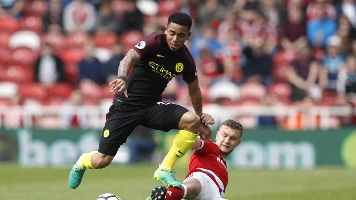 Gabriel Jesus is Back, Aguero!