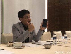 Mau Tanamkan Iklan di dalam Ponsel, Samsung?