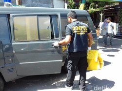 Mayat Bayi Ditemukan Terapung dengan Kondisi Kaki Terikat