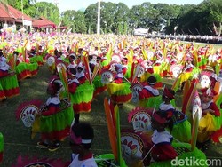 Ribuan Siswa TK se Kota Probolinggo Tari Jaran Bodag Massal