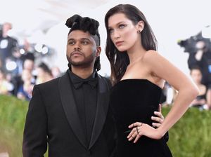 The Weeknd dan Bella Hadid Masih Saling Mencintai