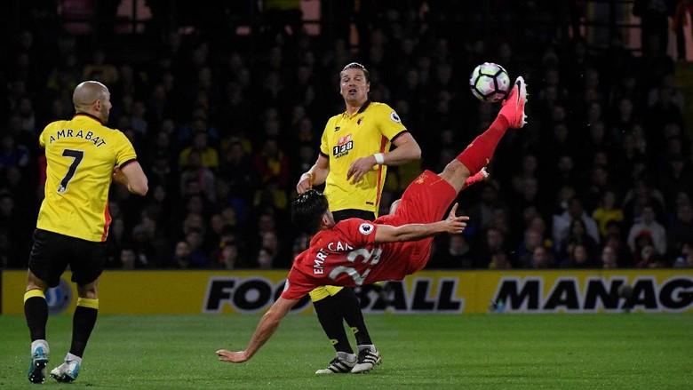 Senyum Lebar Klopp Ketika Bahas Gol Salto Emre Can Senyum Lebar Klopp Ketika Bahas Gol Salto Emre Can
