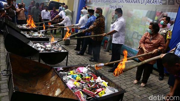 BPOM Musnahkan Produk Ilegal Senilai Rp 26 M