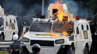 Demo Menuntut Presiden Venezuela Mundur Berujung Ricuh