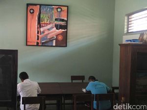 Empat Anak Ikuti Ujian SMP di LPKA Gunungkidul Empat Anak Ikuti Ujian SMP di LPKA Gunungkidul