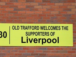 Kisah Solidaritas dari Seorang Fans MU untuk Fans Liverpool