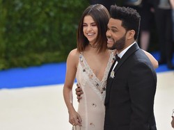 Selena Gomez Bantah Kabar Hamil Anak The Weeknd