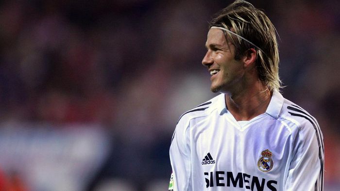 Dari David Beckham sampai Neymar, para pemain yang pernah diperebutkan Real Madrid dan Barcelona di bursa transfer (Foto: Getty Images/Denis Doyle) Dari David Beckham sampai Neymar, para pemain yang pernah diperebutkan Real Madrid dan Barcelona di bursa transfer (Foto: Getty Images/Denis Doyle)