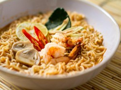 Mie Instan Lebih Enak Saat Ditambahkan 10 Bahan Ini (2)