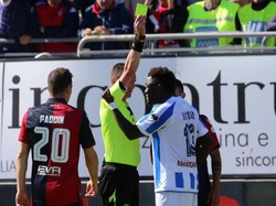 Muntari Dibela PBB Usai Dikartu Kuning Wasit