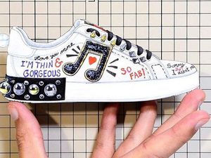 Desain Sepatu Dolce & Gabbana Dikritik Karena Menyudutkan Orang Gemuk Desain Sepatu Dolce & Gabbana Dikritik Karena Menyudutkan Orang Gemuk