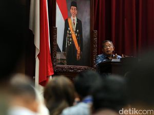 Menuju Kemandirian Kelapa Sawit