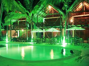 Khusus Dewasa, Hotel Bugil di Meksiko