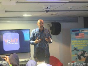 Saat Atase Pers Kedubes AS Kagumi Karya Jurnalistik Para Santri