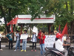 Hardiknas, Mahasiswa Kupang Minta Pemerintah Bentuk Kopertis NTT