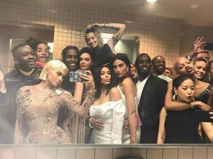 Keseruan Met Gala 2017 yang Diunggah Para Seleb