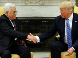Trump Bertemu Mahmud Abbas di Gedung Putih