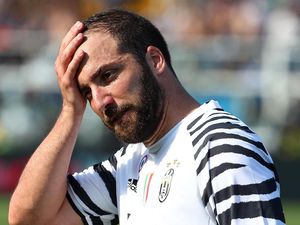 Jangan Nilai Kontribusi Higuain Hanya Sebatas Gol