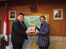 Menpar Bahas Potensi Pariwisata Indonesia-Uzbekistan