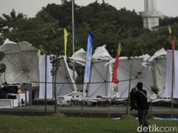 Tenda Pameran di Soreang Hancur Disapu Hujan Badai