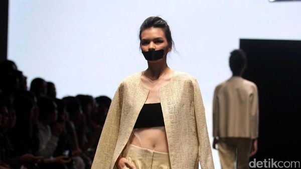 Foto: Koleksi Busana Terbaru Auguste Soesastro