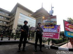 Polri: Kami Seleksi, Tidak Semua Karangan Bunga Kita Pajang