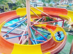 Byurr! Palangkaraya Juga Punya Waterpark Keren