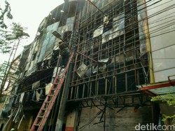 Begini Penampakan Dampak Kebakaran Restoran di Blok M
